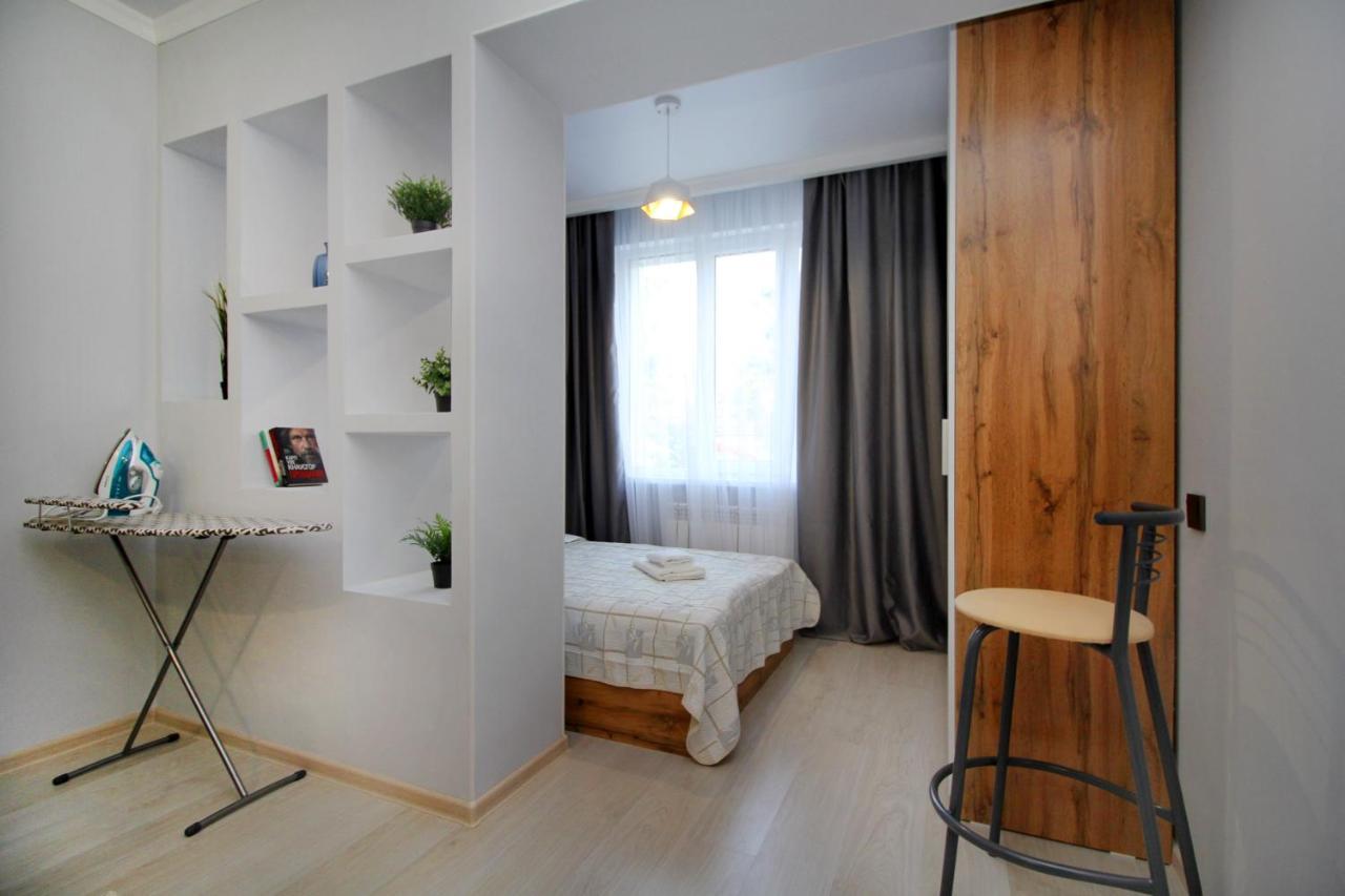 Cozy Studio In The Best Area! 3 Алмати Екстер'єр фото
